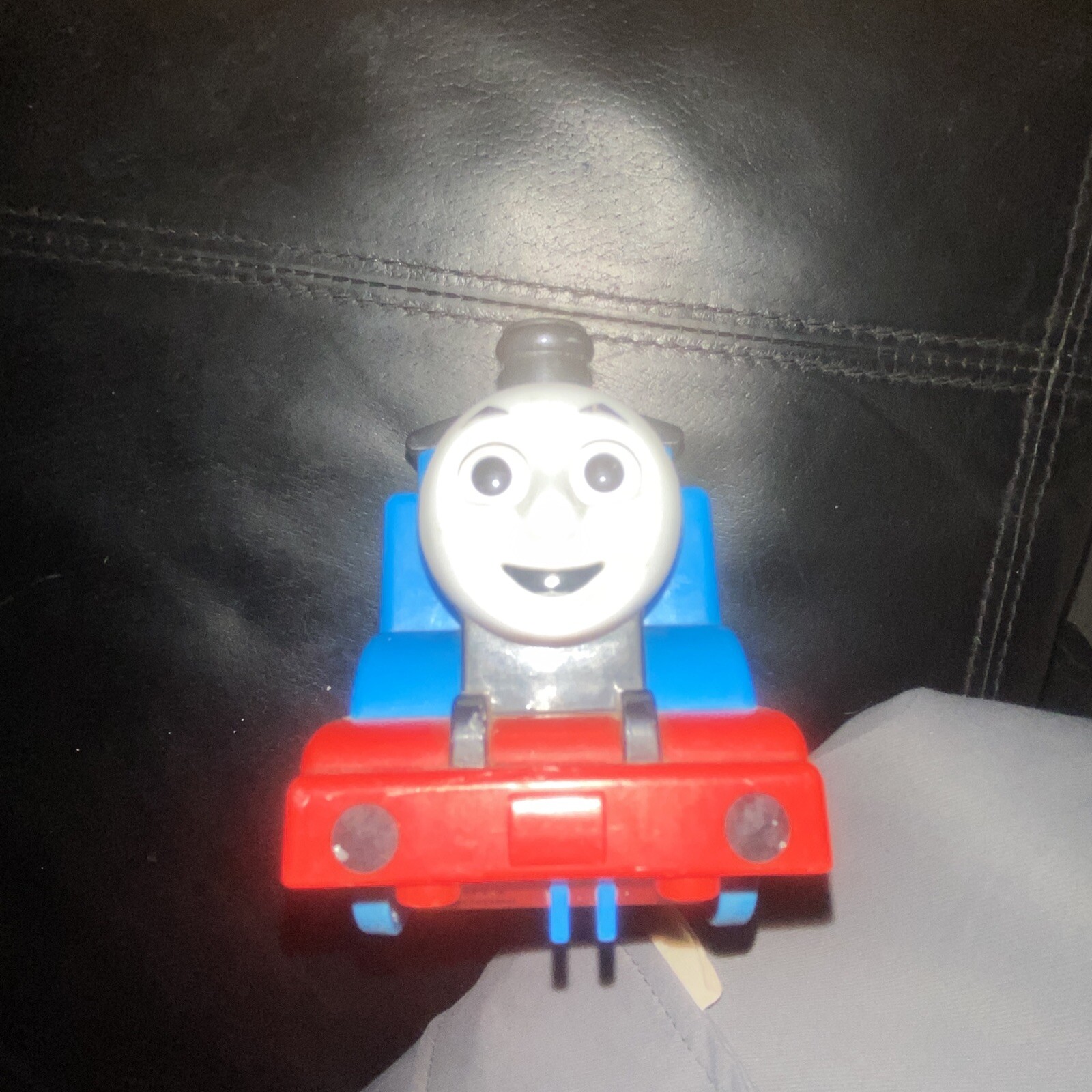 My First Thomas & Friends Train Talking Rev & Light Up Engine – Mattel 2012