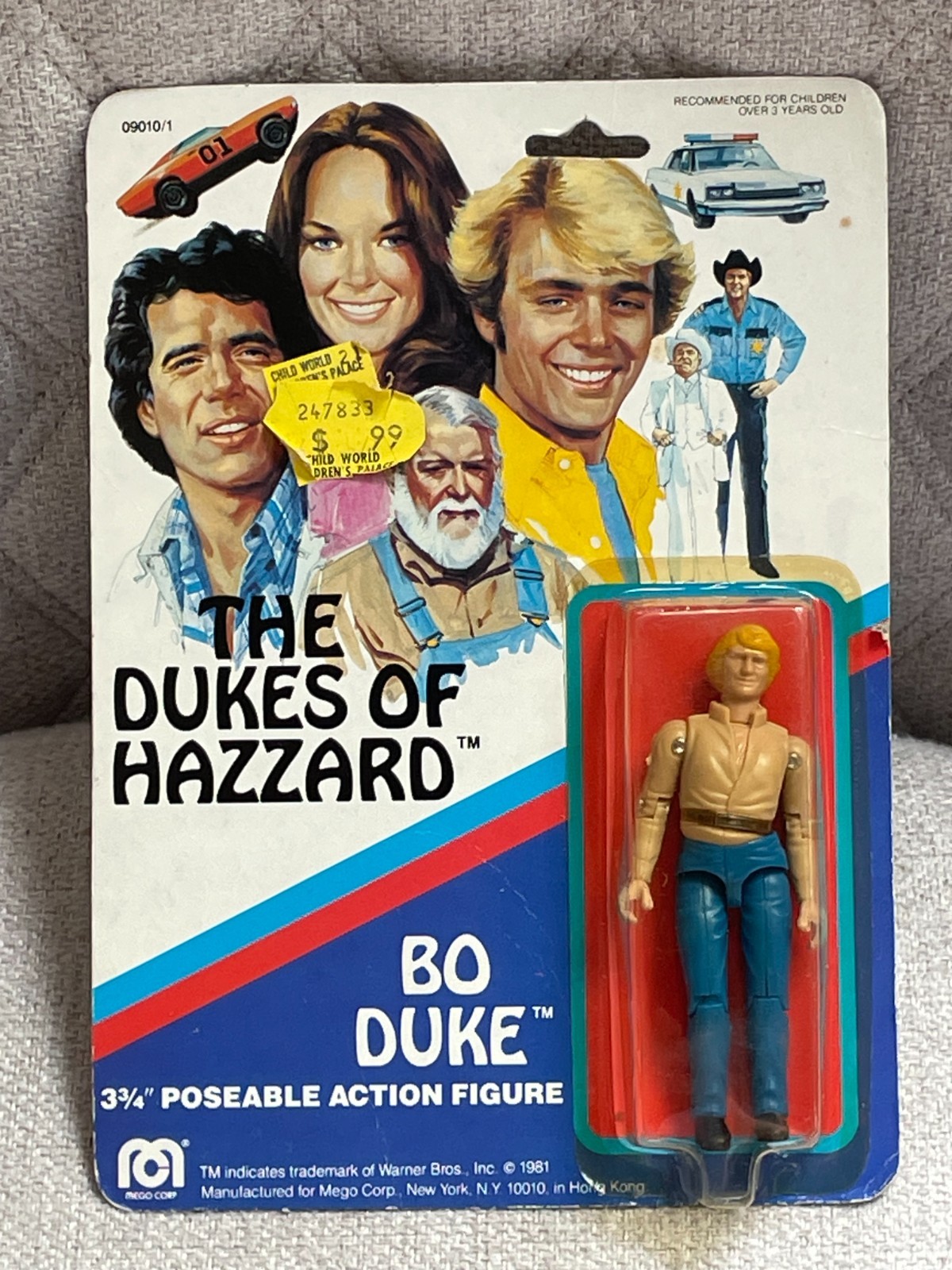 VINTAGE 1981 MEGO THE DUKES OF HAZZARD BO DUKE 3.75″ ACTION FIGURE NEW ON CARD