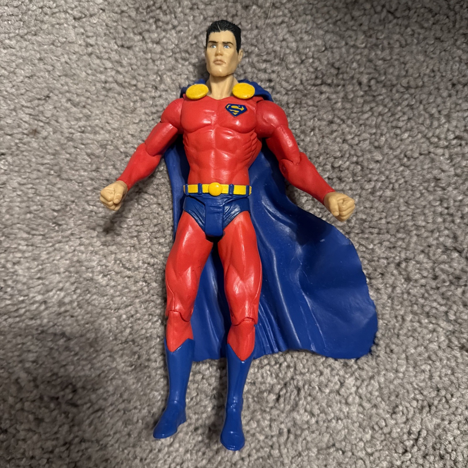 Mom-El Superman Figure