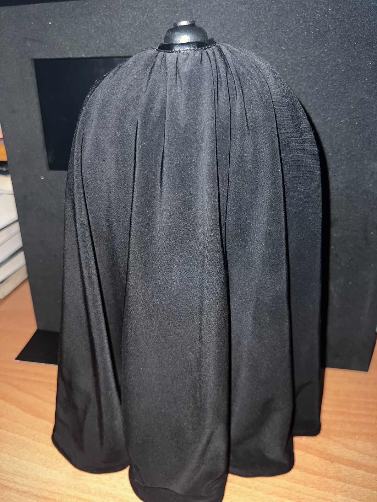 Hot Toys MMS572 Darth Vader Empire ESB 1/6 Action Figure LED Diorama Cape Cloak