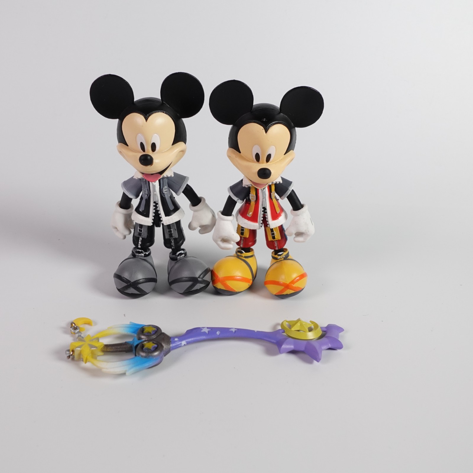 Kingdom Hearts Sora Mickey Mouse Diamond Select Toys Figure Lot of 2