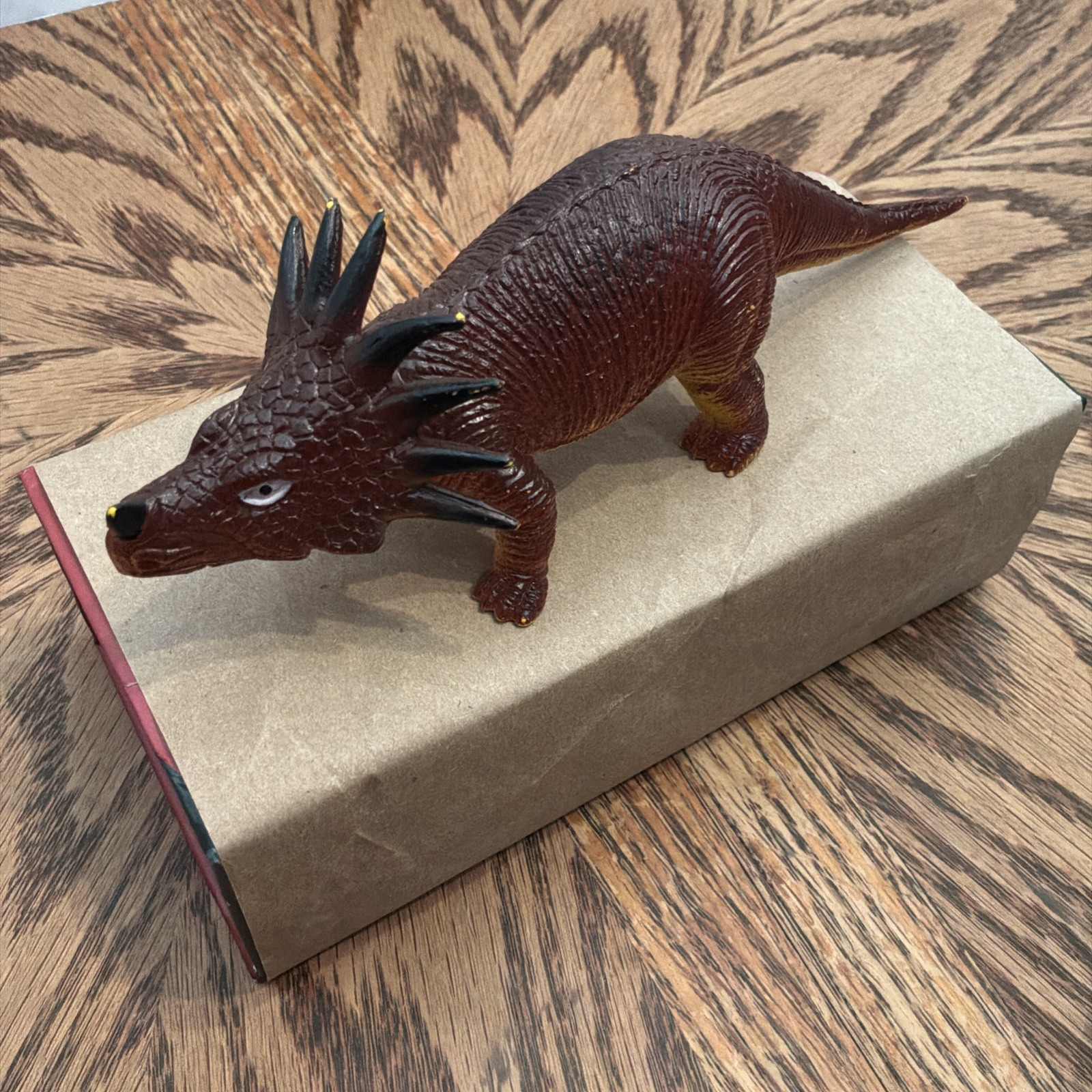 Styracosaurus Dinosaur Figure 7.5 Hard Plastic