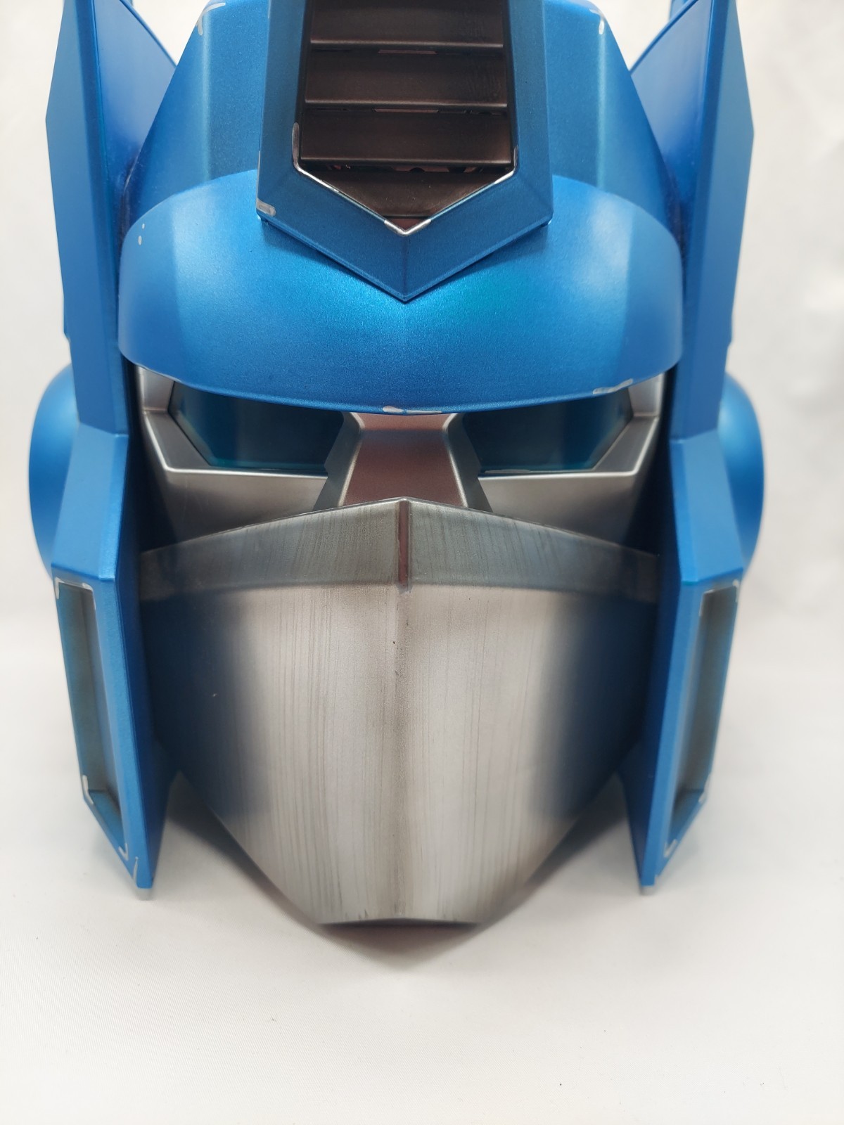 GameStop Exclusive Modern Icons Transformers G1 Optimus Prime 1:1 Replica Helmet