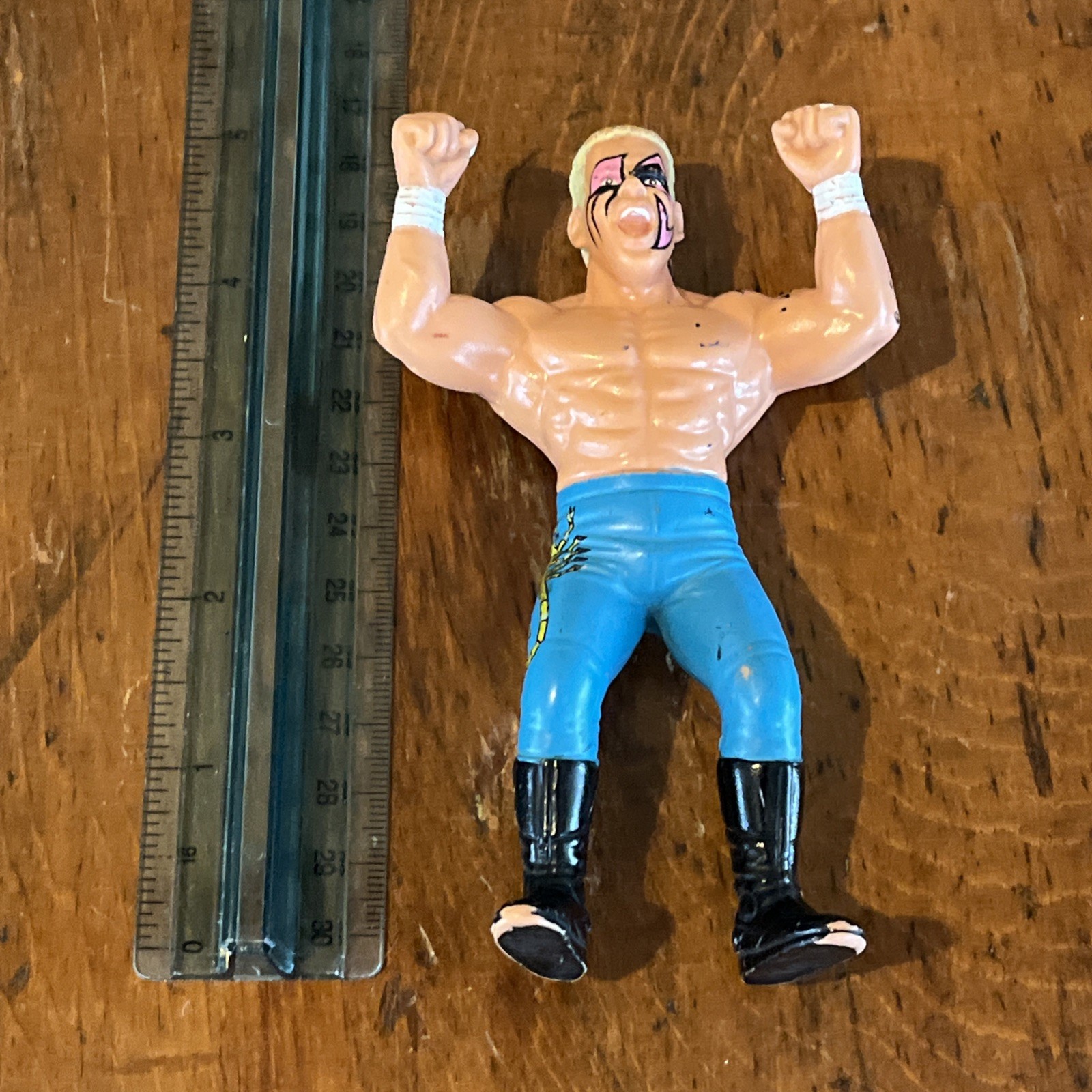 Vintage WCW WWE WWF Galoob Wrestling Action Figure 1990 Surfer Sting Blue