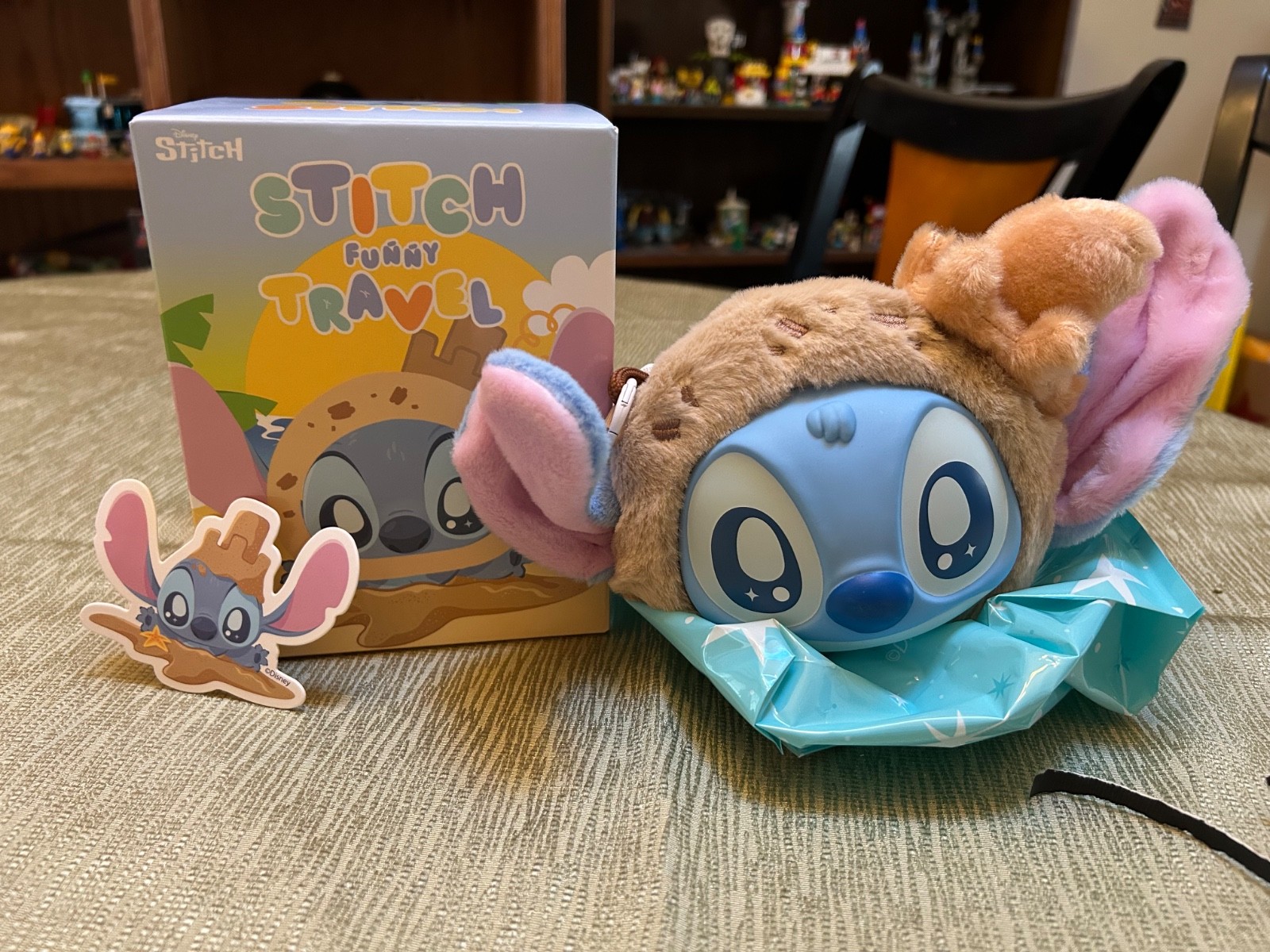 New Disney Stitch Funny Travel Series Shoulder Bag Confirmed – Sandcastle