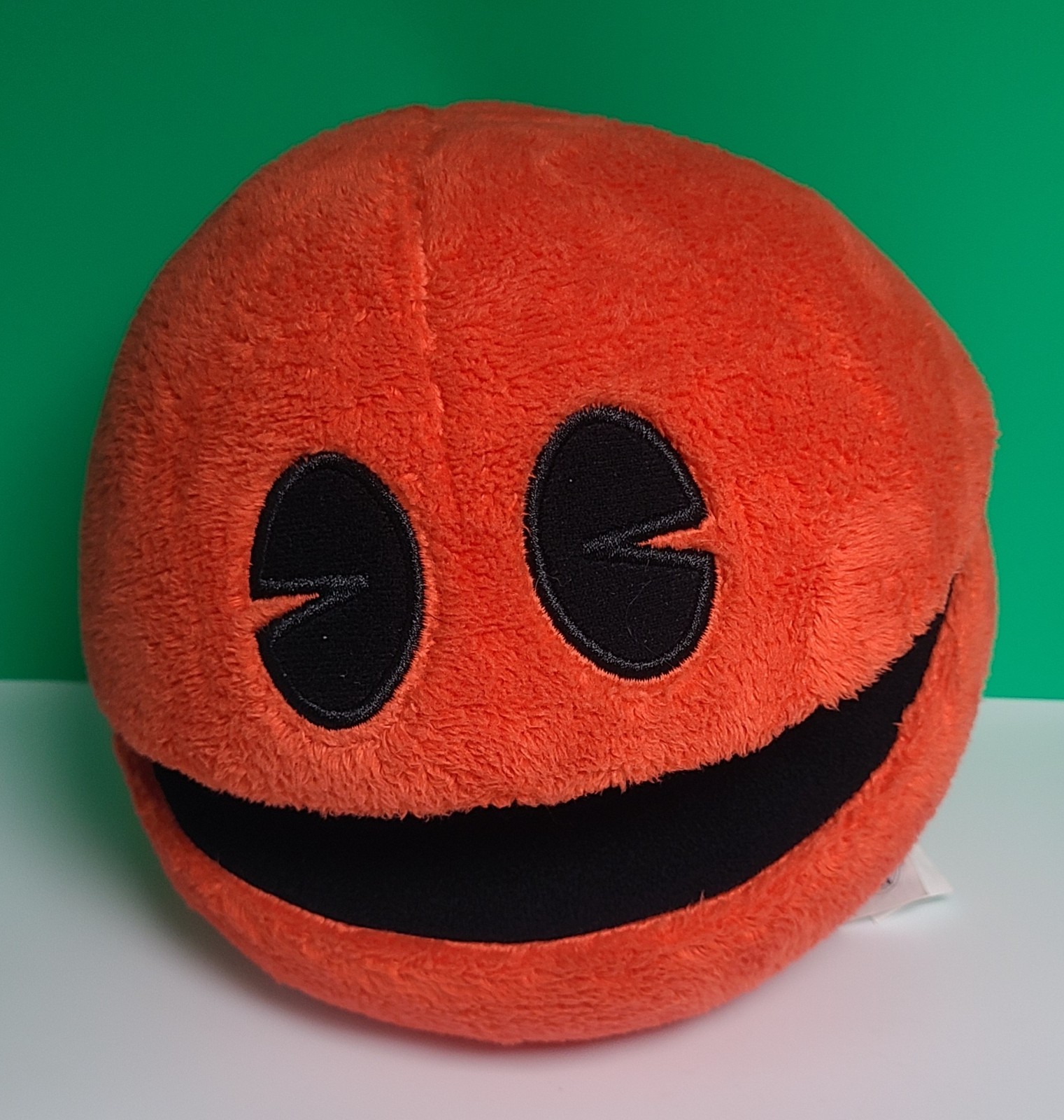 Red Classic Round Pac-Man Toys 6 inch Plush Official pac man toy. Soft