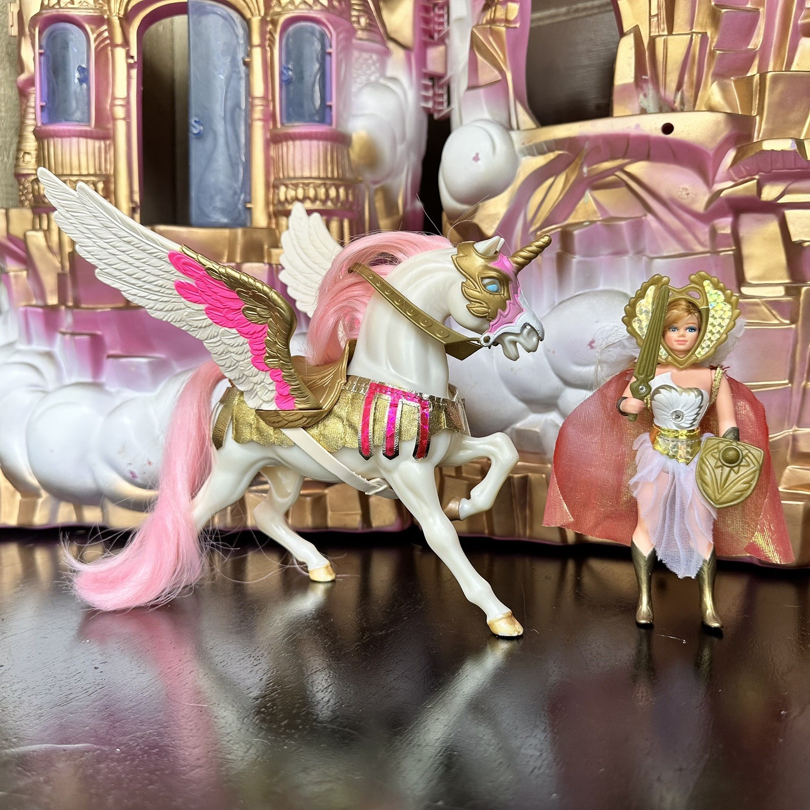 Cotton Candy Royal Swift Wind With Shera Beautiful! Heman MOTU Lot Sword Cape