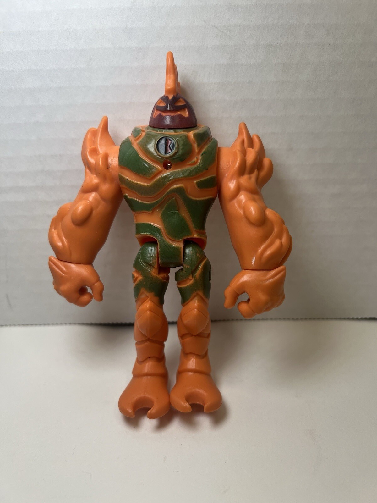 Ben 10 Ultimate Alien Force Hot Shot Toy 2018. Approx 5 in