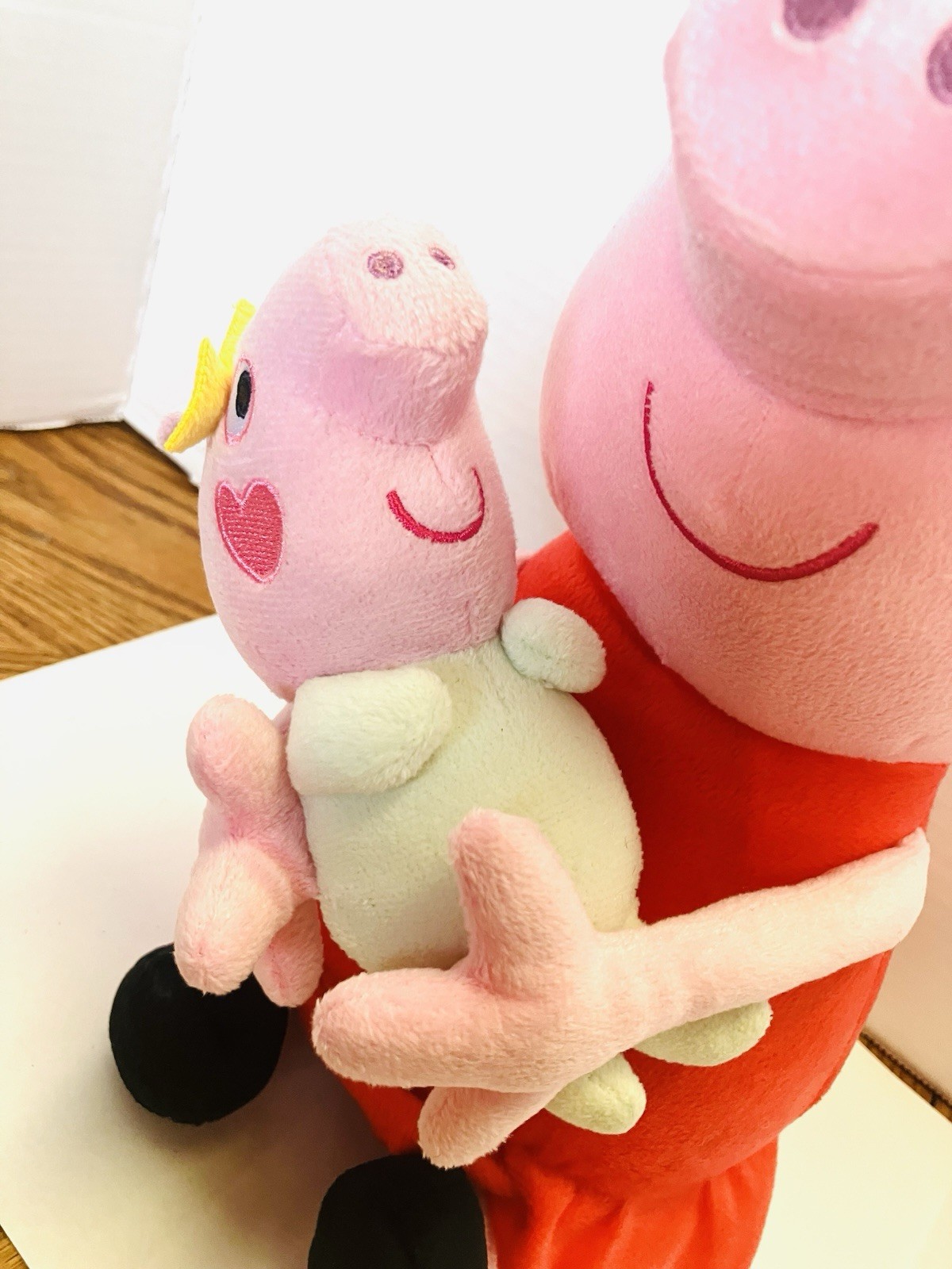 Peppa Big Big Sister Holding Evie 14in Plush 2025 Read