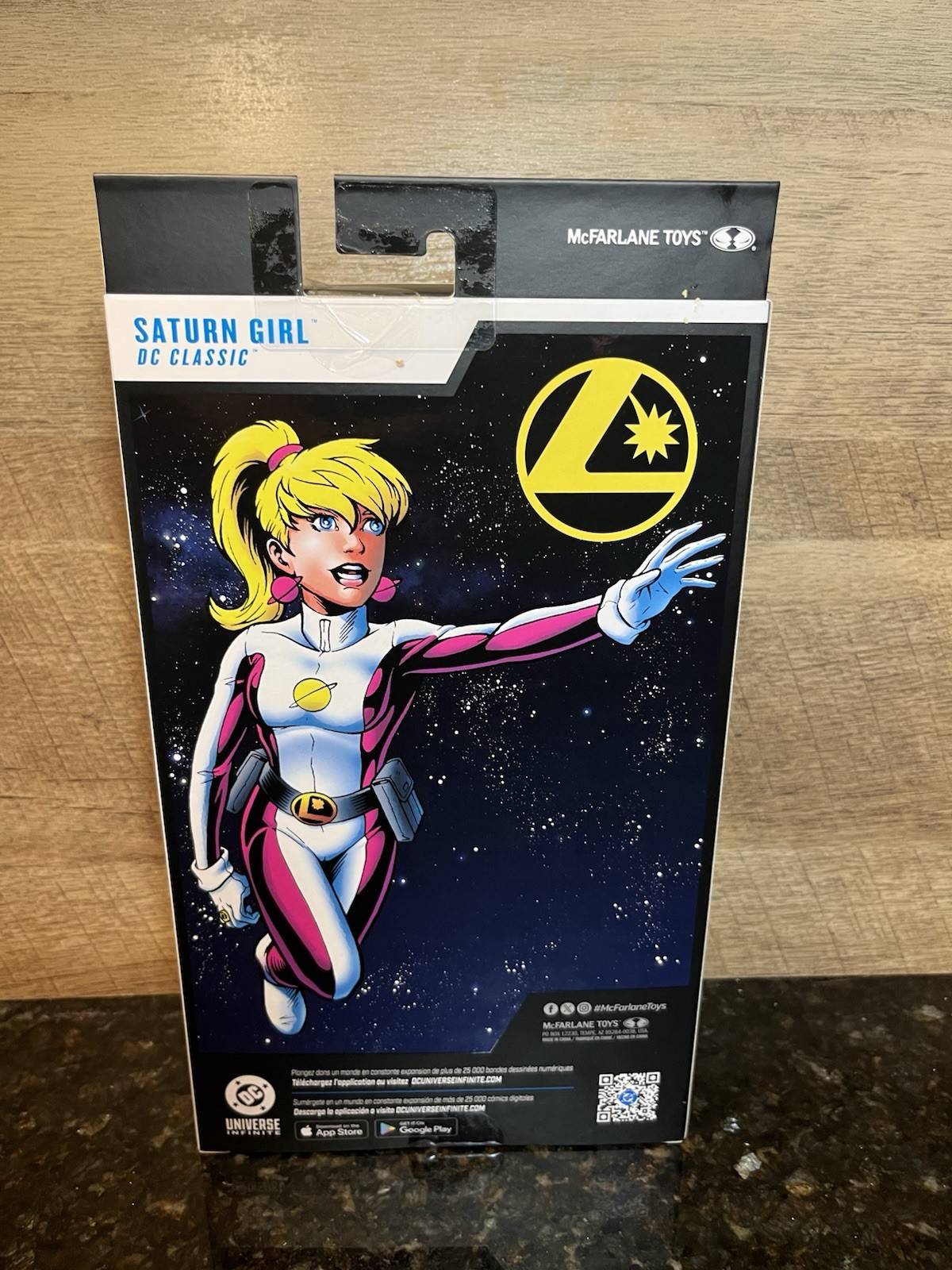 McFARLANE TOYS DC MULTIVERSE DC CLASSICS SATURN GIRL RED PLATINUM IN HAND!