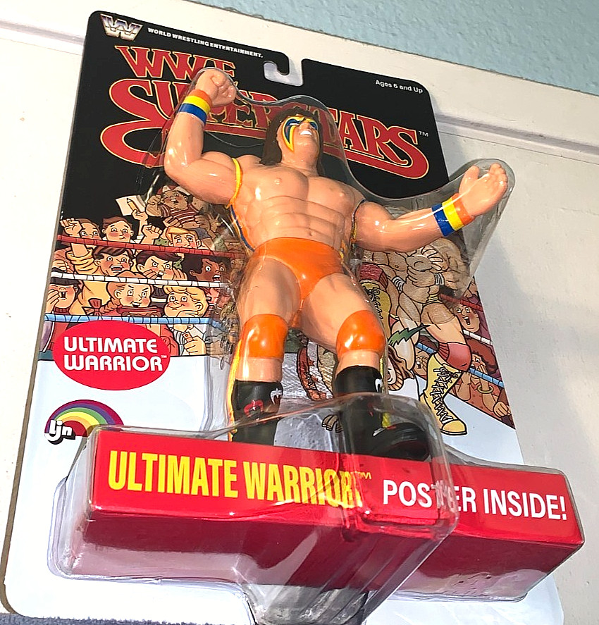 WWE SUPERSTARS LJN 2026 ULTIMATE WARRIOR BLACK CARD CHASE 8″ FIG. NEW! W/POSTER