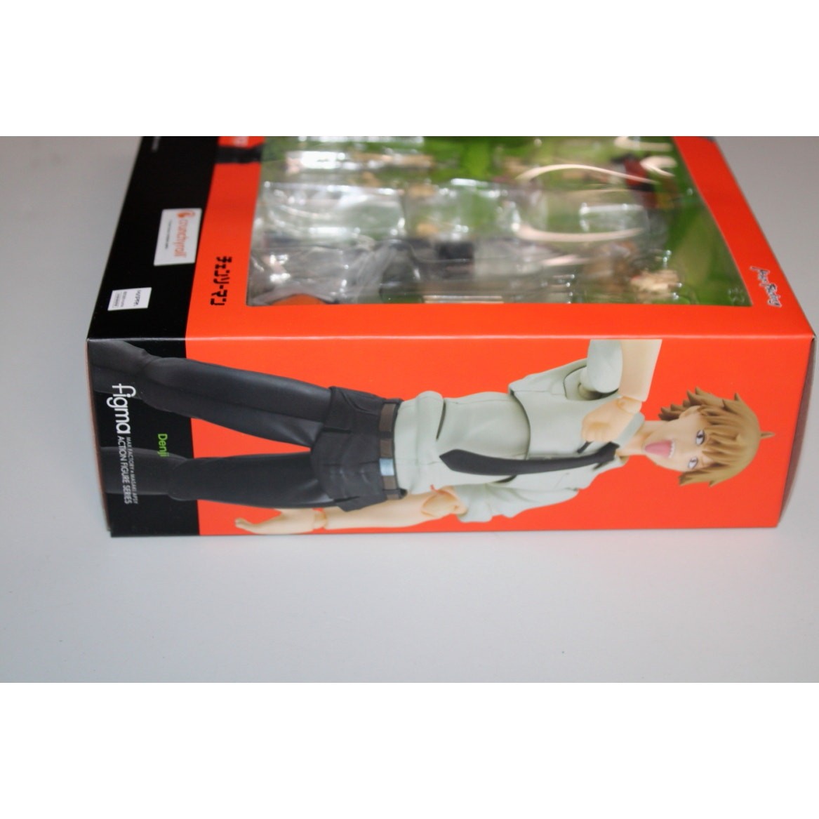 Max Factory Figma Chainsaw Man Denji Action Figure #586 New sealed USA seller