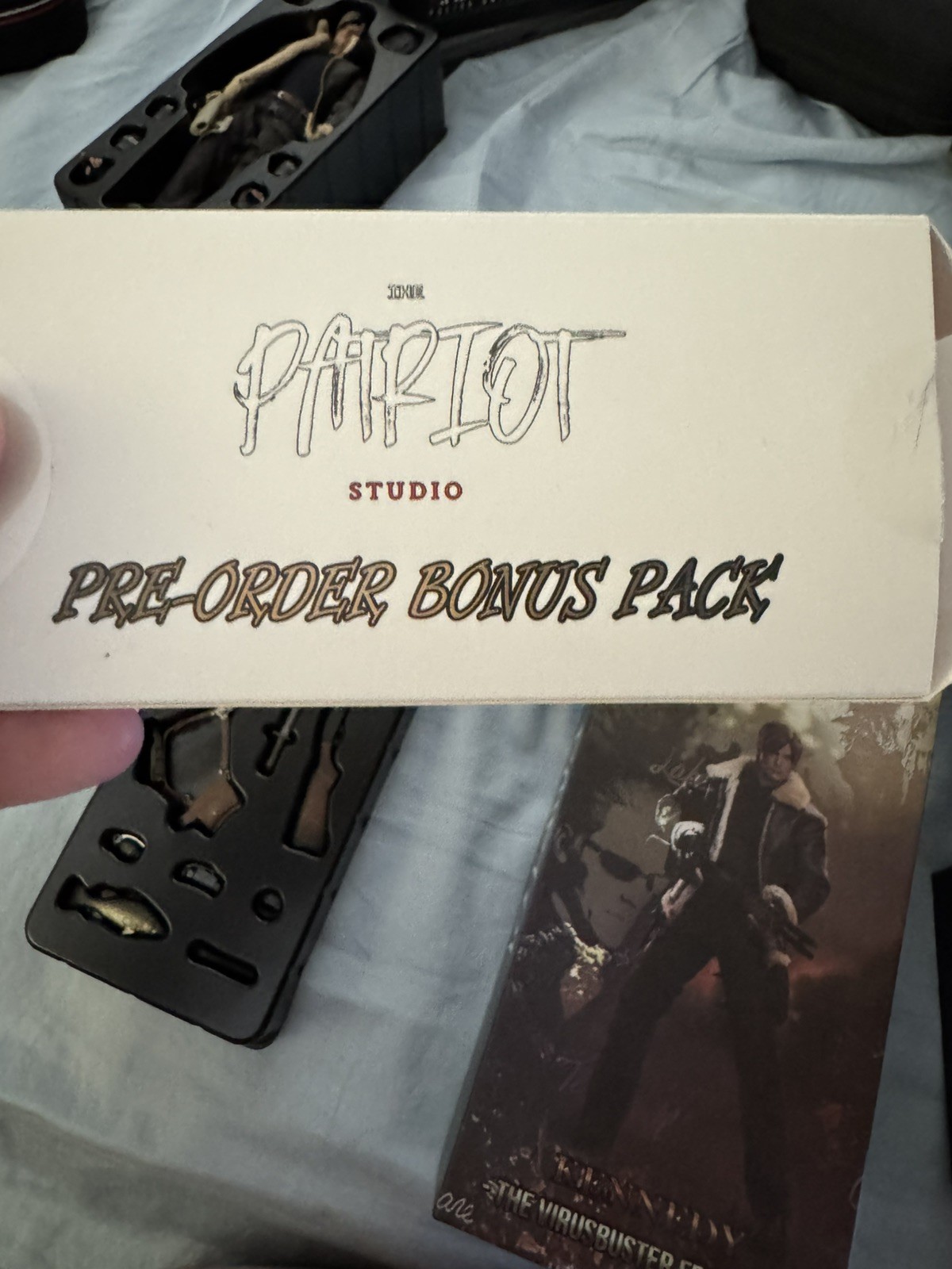 Patriot Studio 1:12 Action Figure Leon S. Kennedy W/Bonus US SELLER