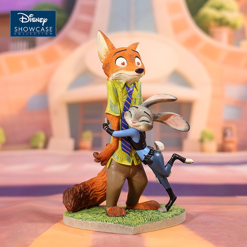 Authentic Enesco Disney Zootopia Judy Nick Figurine Tabletop Decoration Hug