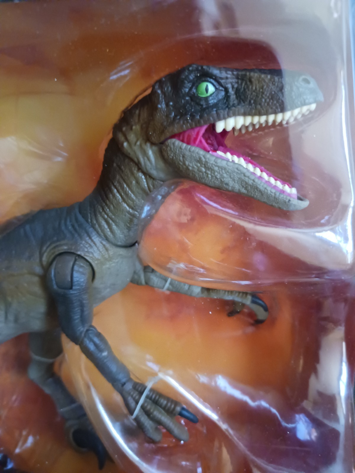 FIGURE HORROR MATTEL JURASSIC PARK VELOCIRAPTOR AMBER COLLECTION NEW