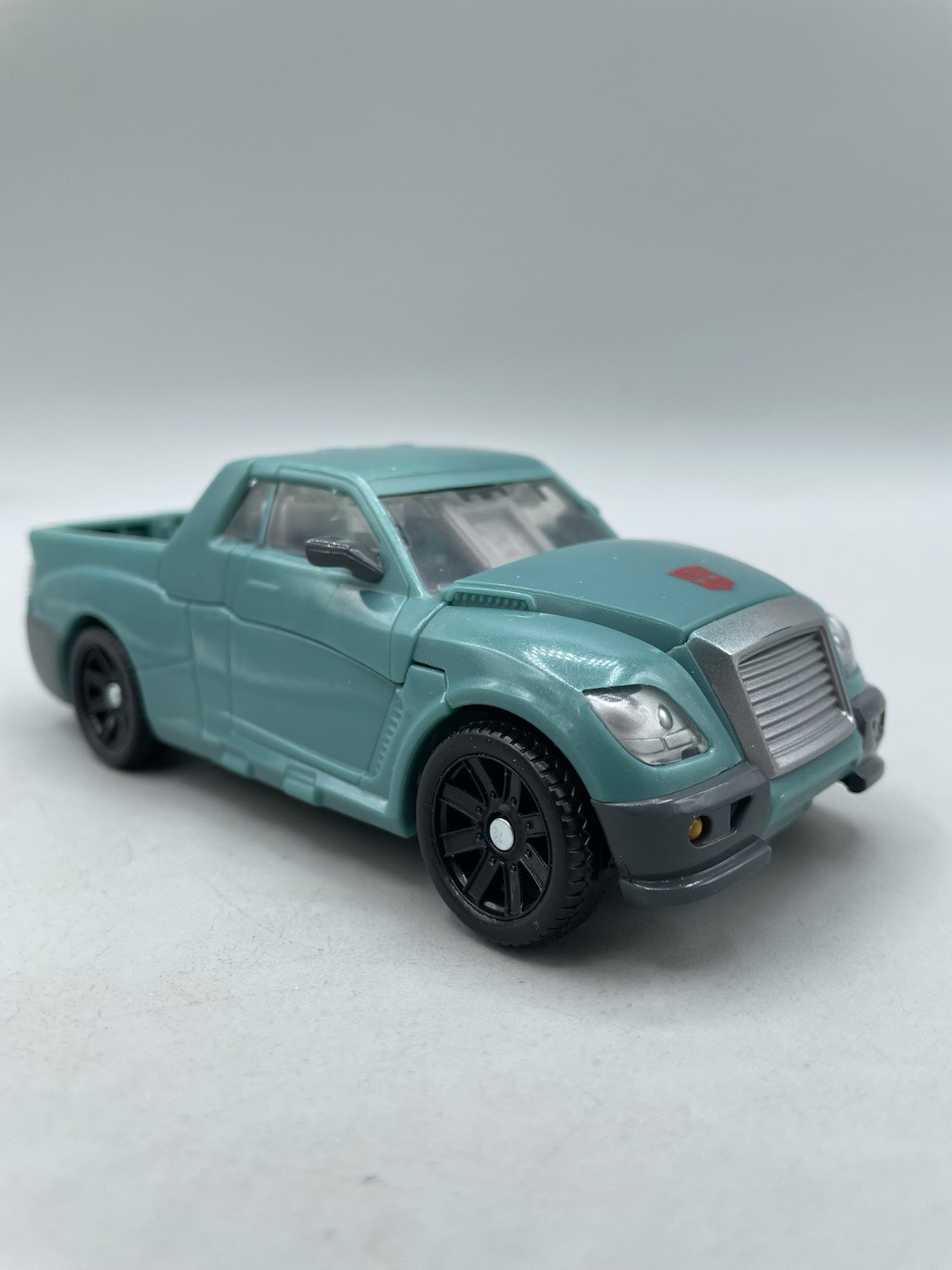 Hasbro Transformers Generations Deluxe Class SERGEANT KUP Complete
