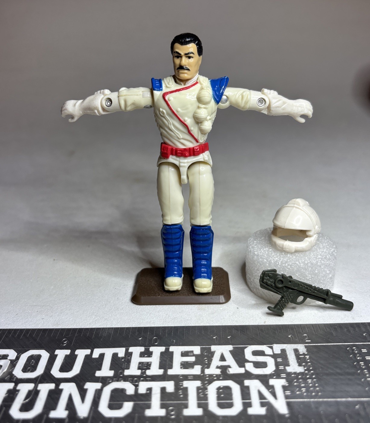 Vintage 1994 Gi Joe Star Brigade Space Shot With Helmet & Gun Nice No cracks
