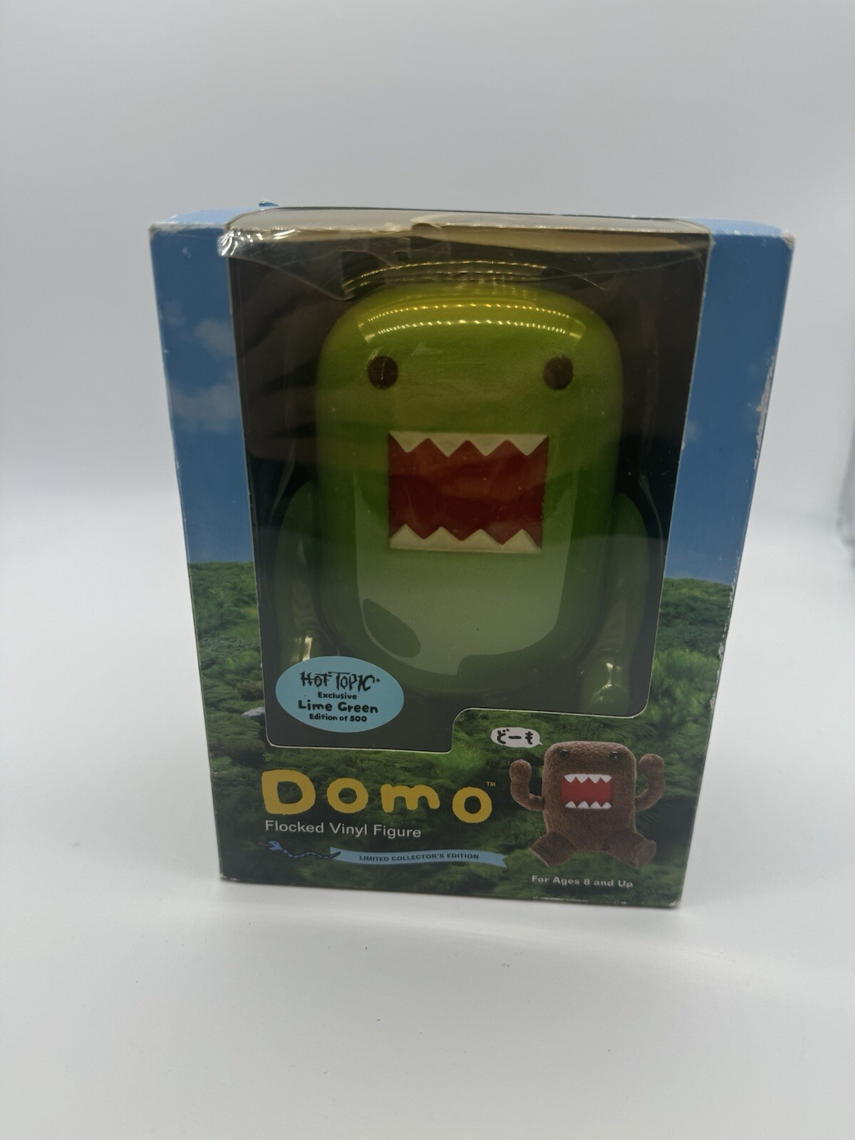 Factory Sealed Extr Rare NIB DOMO 4″ FLOCKED VINYL FIGURE WINTER GREEN 1/500