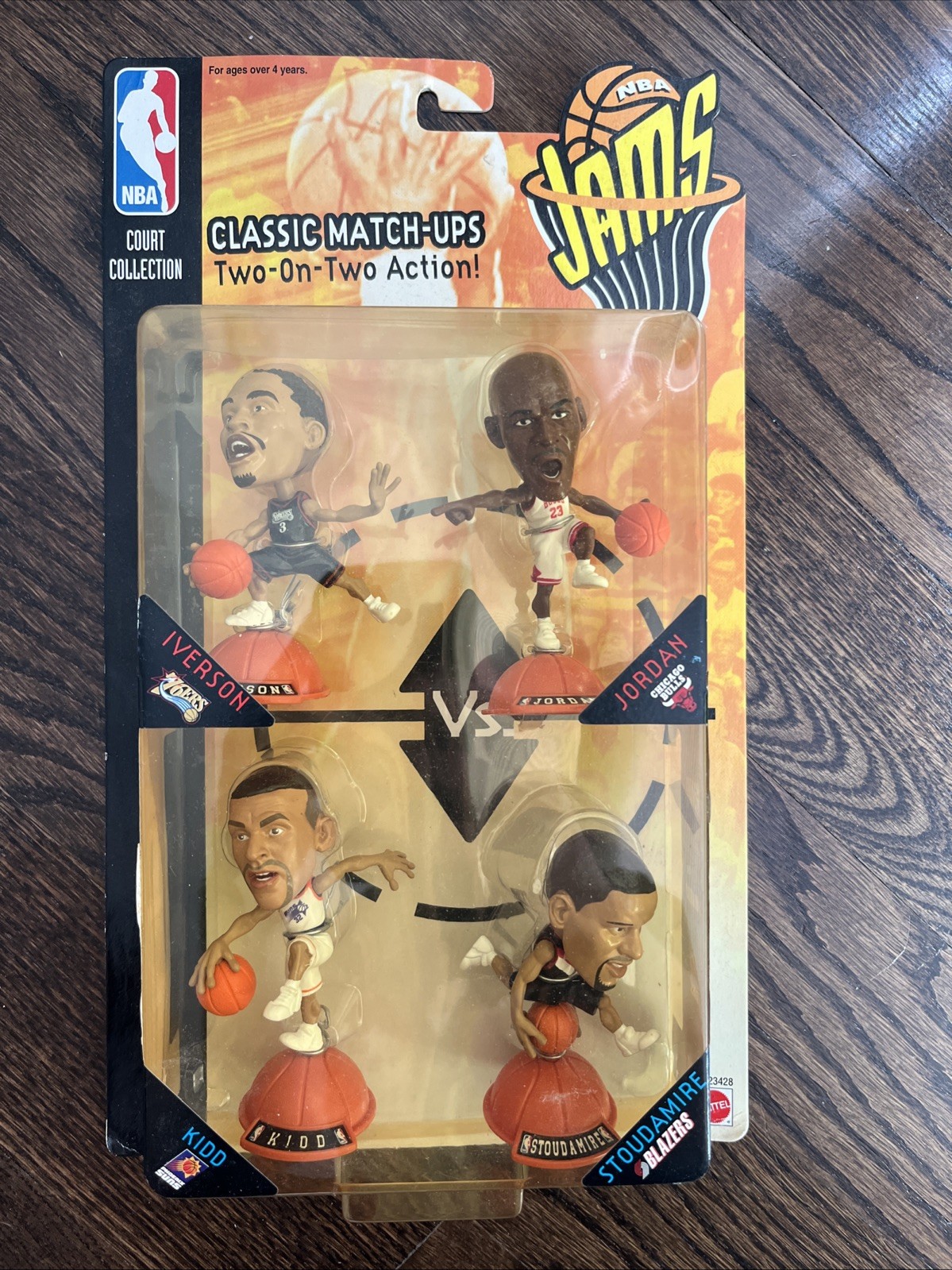 Sealed 1999 NBA Jams Action Figure 2-on-2 4-Figure Set Michael Jordan Iverson