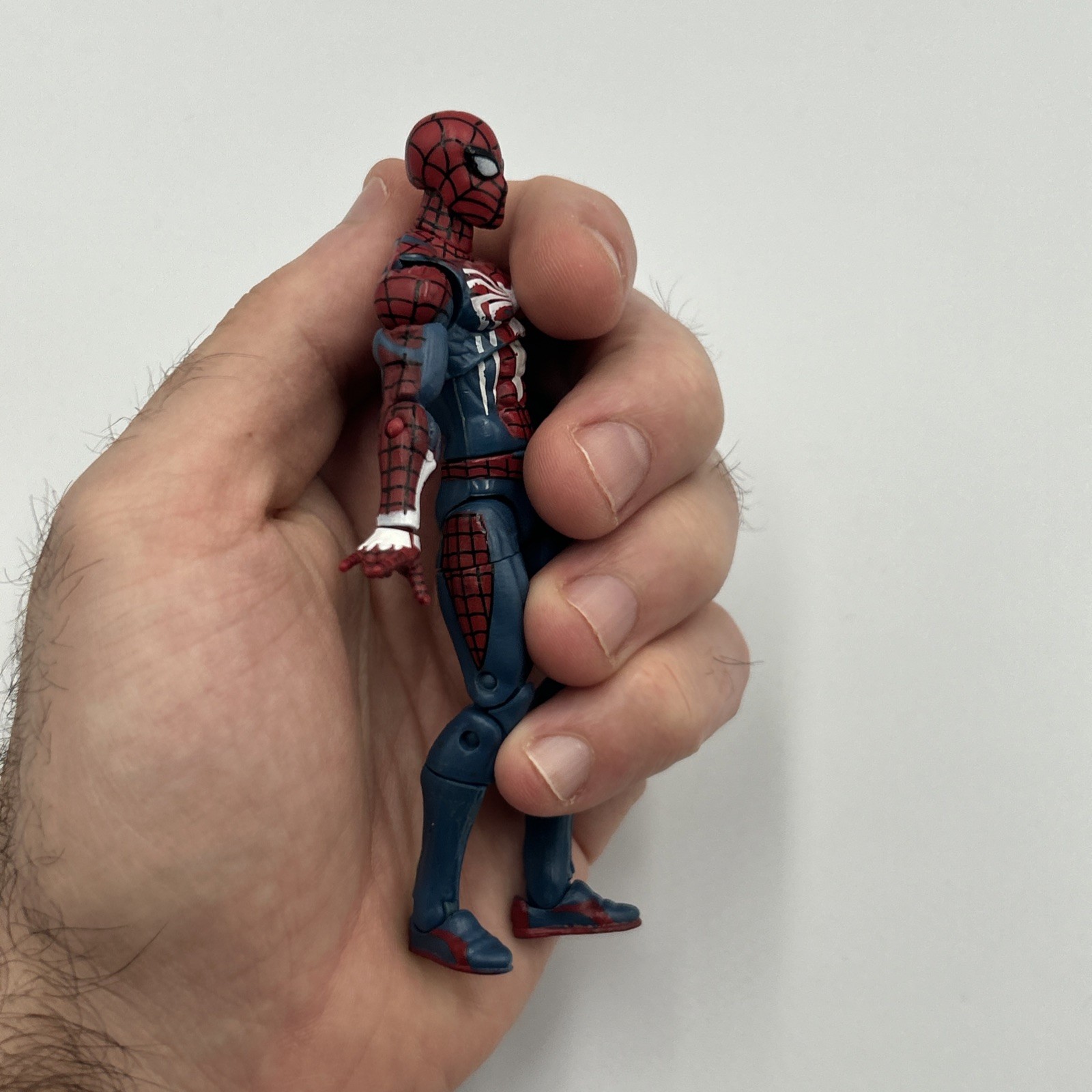 Marvel Legends Spider-Man PS4 Gamerverse Gamestop Exclusive 3.75″ Figure 2016