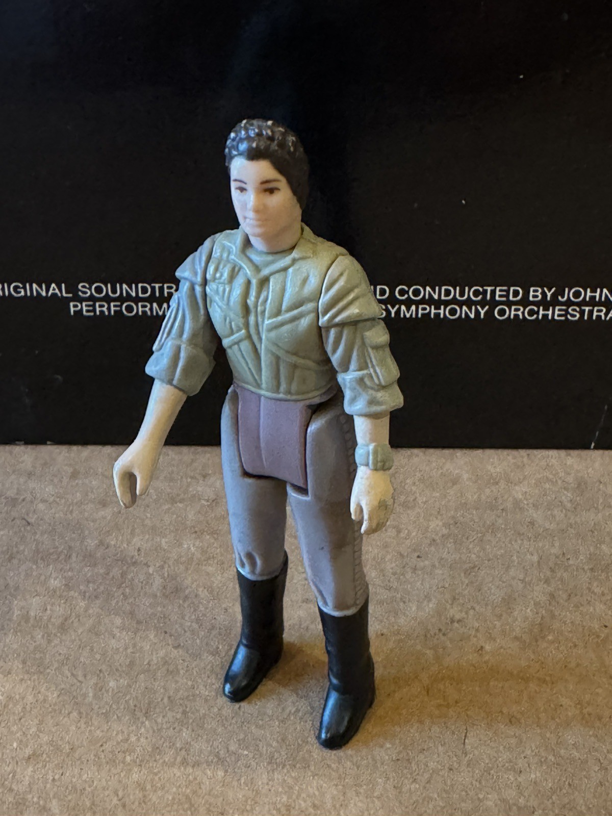 VINTAGE 1984 ROTJ PRINCESS LEIA ORGANA ENDOR PONCHO LOOSE FIGURE CARRIE FISHER