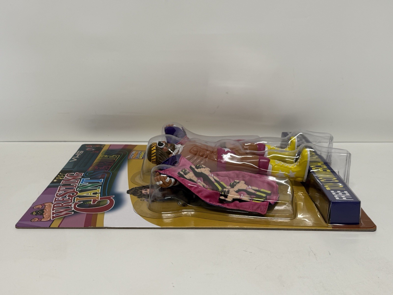 LaToonie Wrestling Giant Series LJN Toy Commercial Macho Man Figure