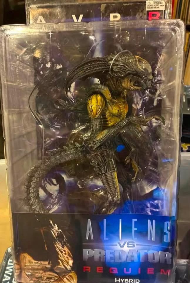 NECA PREDATOR PREDALIEN HYBRID CLOSED MOUTH