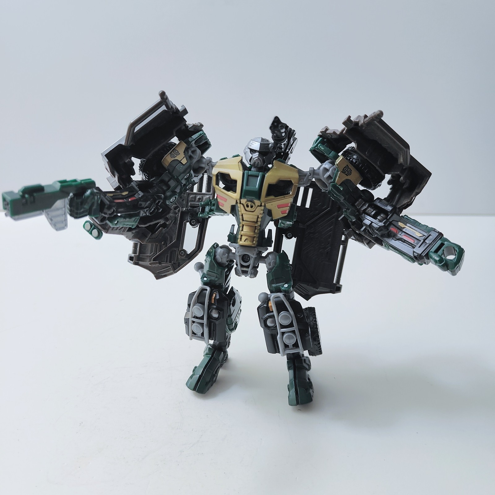 Transformers Revenge Of The Fallen Brawn Hasbro ROTF Deluxe NEST 2010 Incomplete