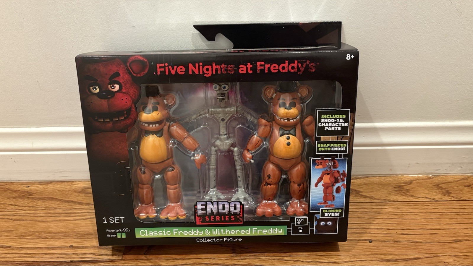 FNAF Endo Series CLASSIC FREDDY & WITHERED FREDDY Glowing Eyes Jazwares NEW