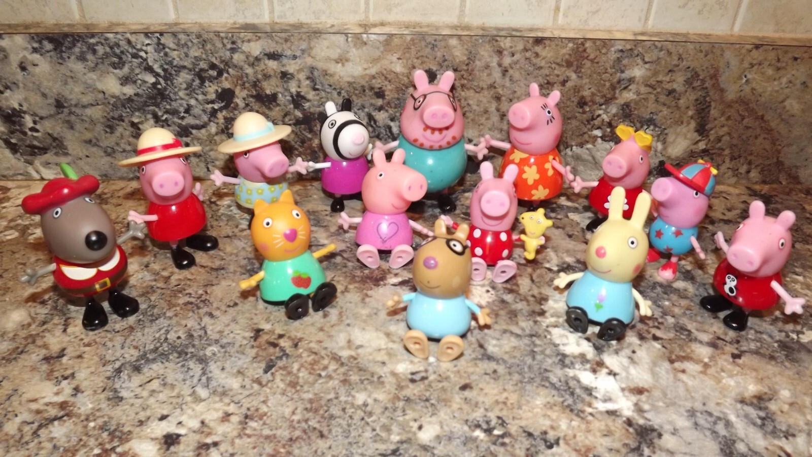 Mixed Lot Of 14 Collectible Peppa Pig Figures