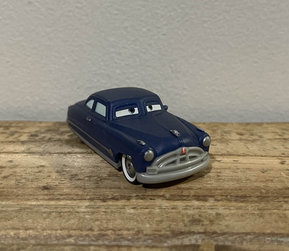 Mattel Disney Pixar Cars Color Changers Doc Hudson 2 Paint Jobs In 1 2009