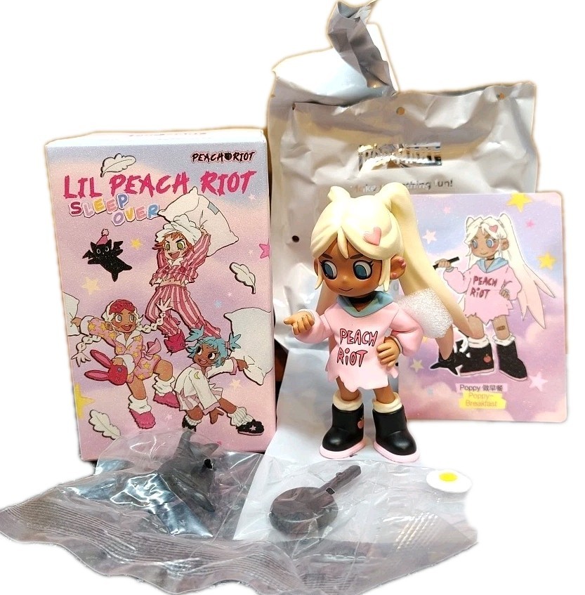 POP MART x Lil Peach Riot Sleepover Series Poppy-Breakfast Confirmed Figure