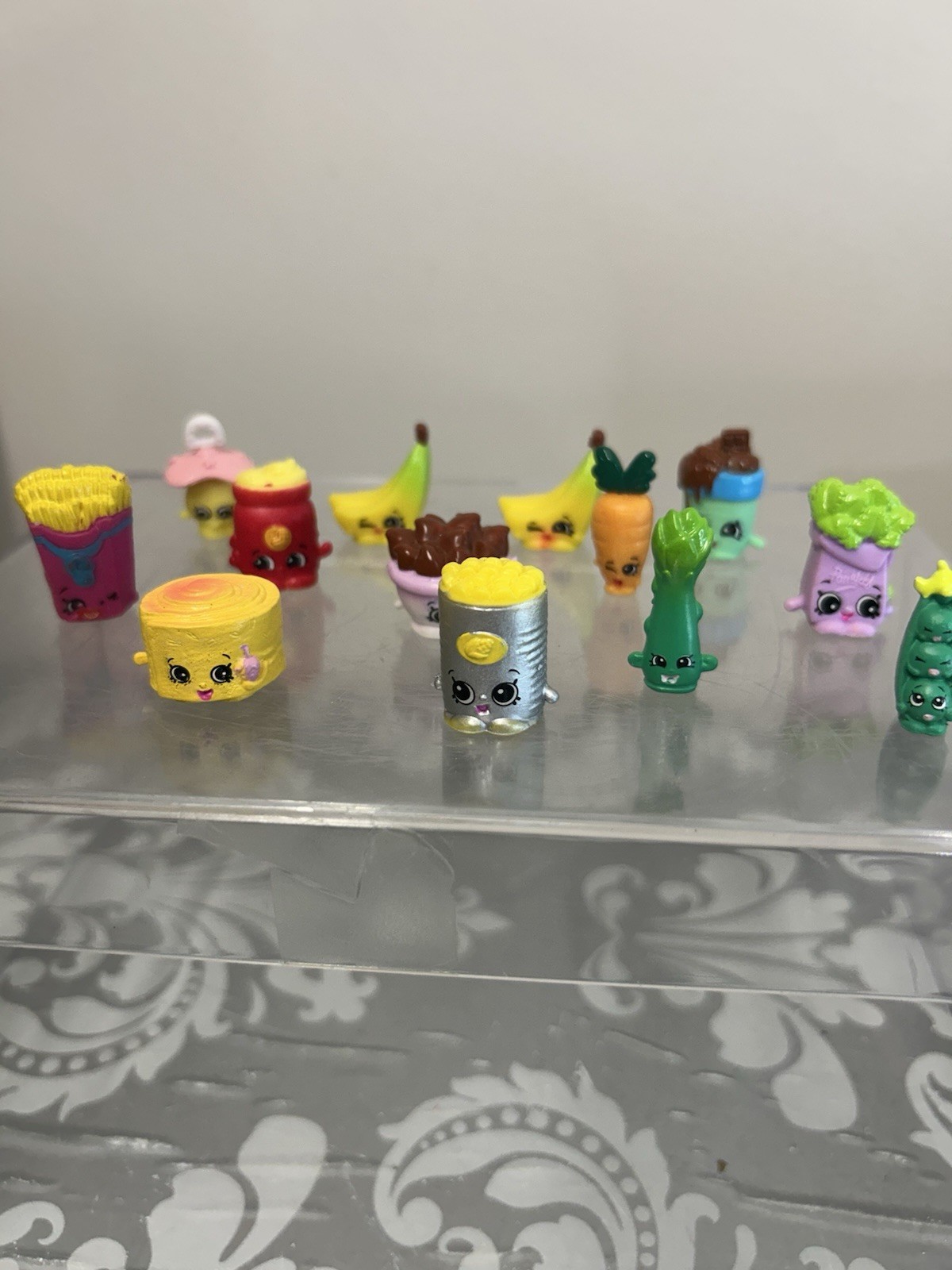Shopkins! Lot Of 13 In Good Used Condition
