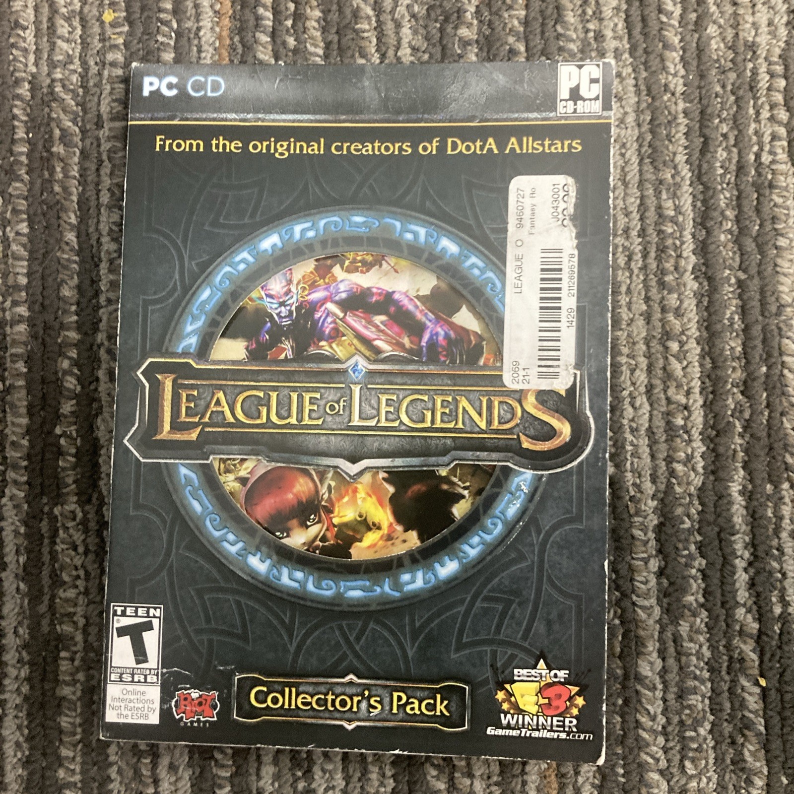 League of Legends Collector’s Pack With Manual And Map Nice