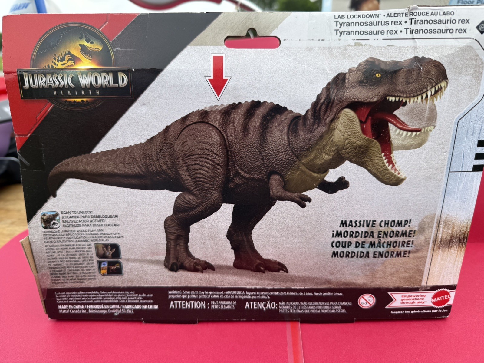 Mattel Jurassic World Rebirth Lab Lockdown Tyrannosaurus Rex JGM16