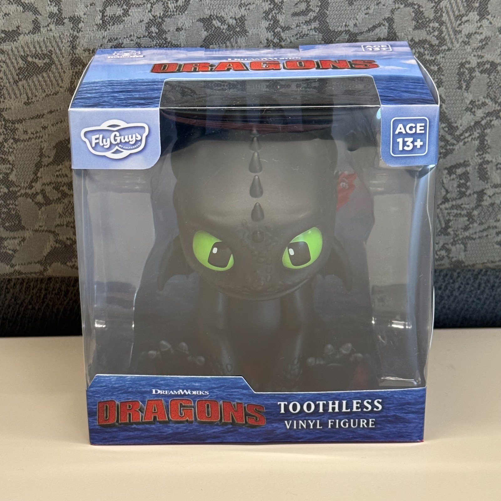 Culturefly DreamWorks Dragons Toothless Sitting Collectible Vinyl Figure NEW