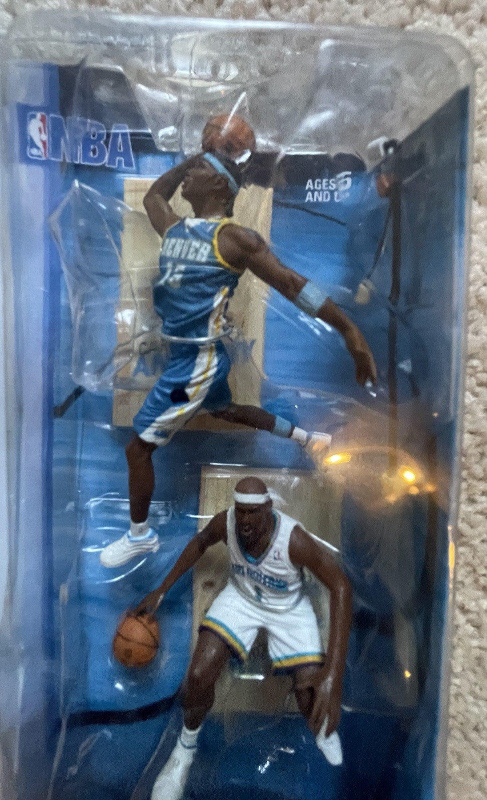 NBA McFarlane 3” Carmelo Anthony Denver Nuggets / Baron Davis Charlotte Hornets