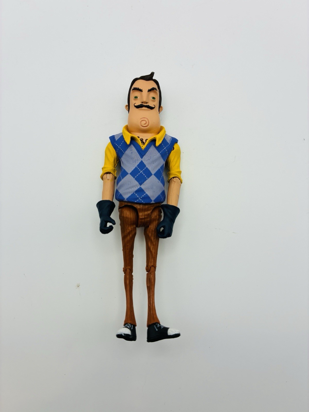 McFarlane Toys Hello Neighbor – The Neighbor Action Figure 5” Horror video gameM