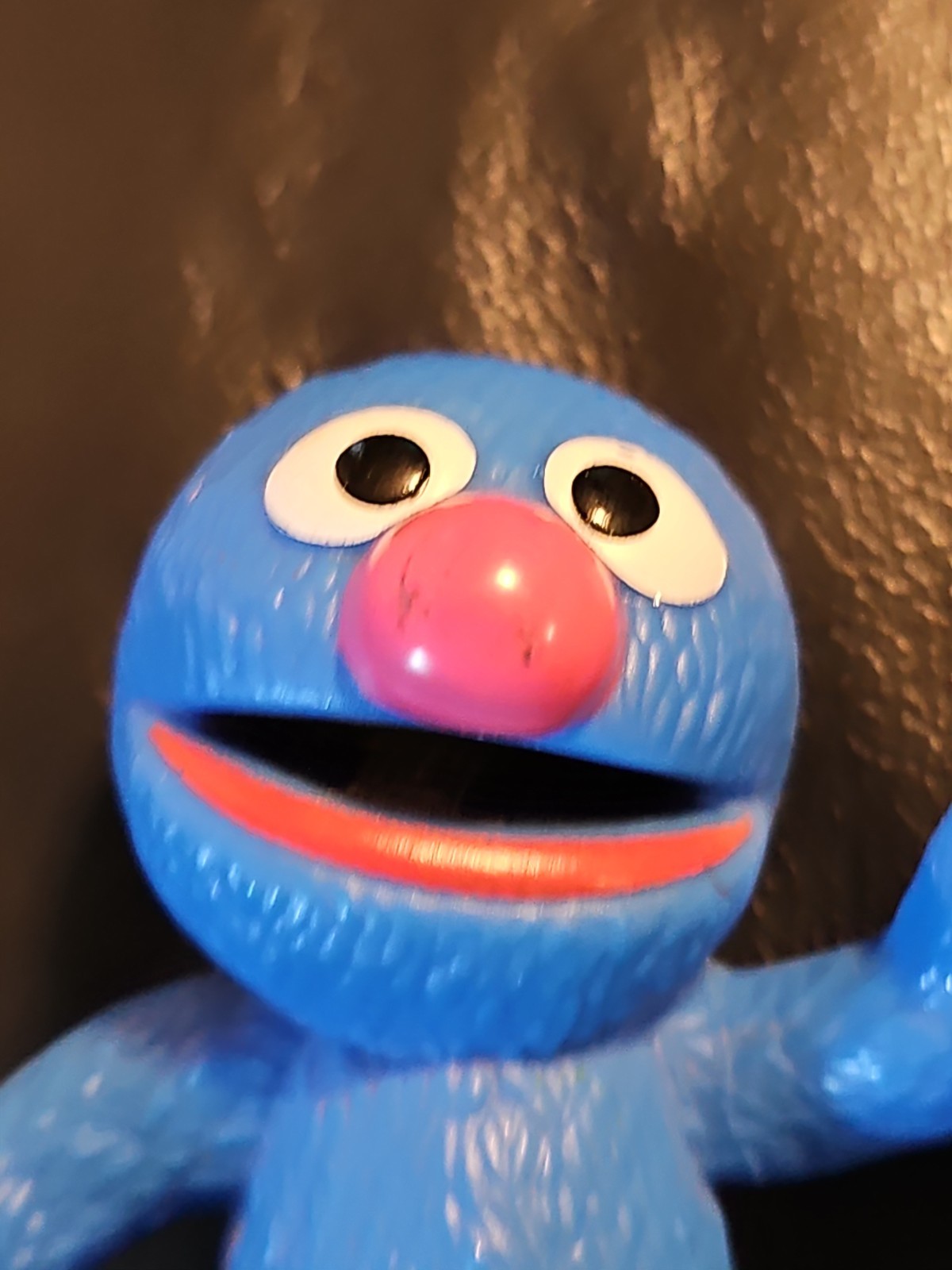 Sesame Workshop Grover Waving Figure Cake Topper 2013 Hasbro Hollow Plastic 3 In