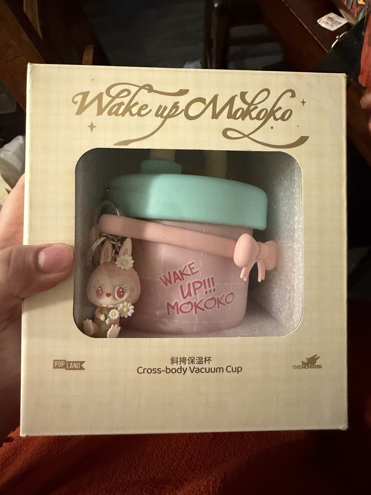 CROSSBODY VACUUM CUP MOKOKO EXCLUSIVE POP LAND LABUBU POP MART