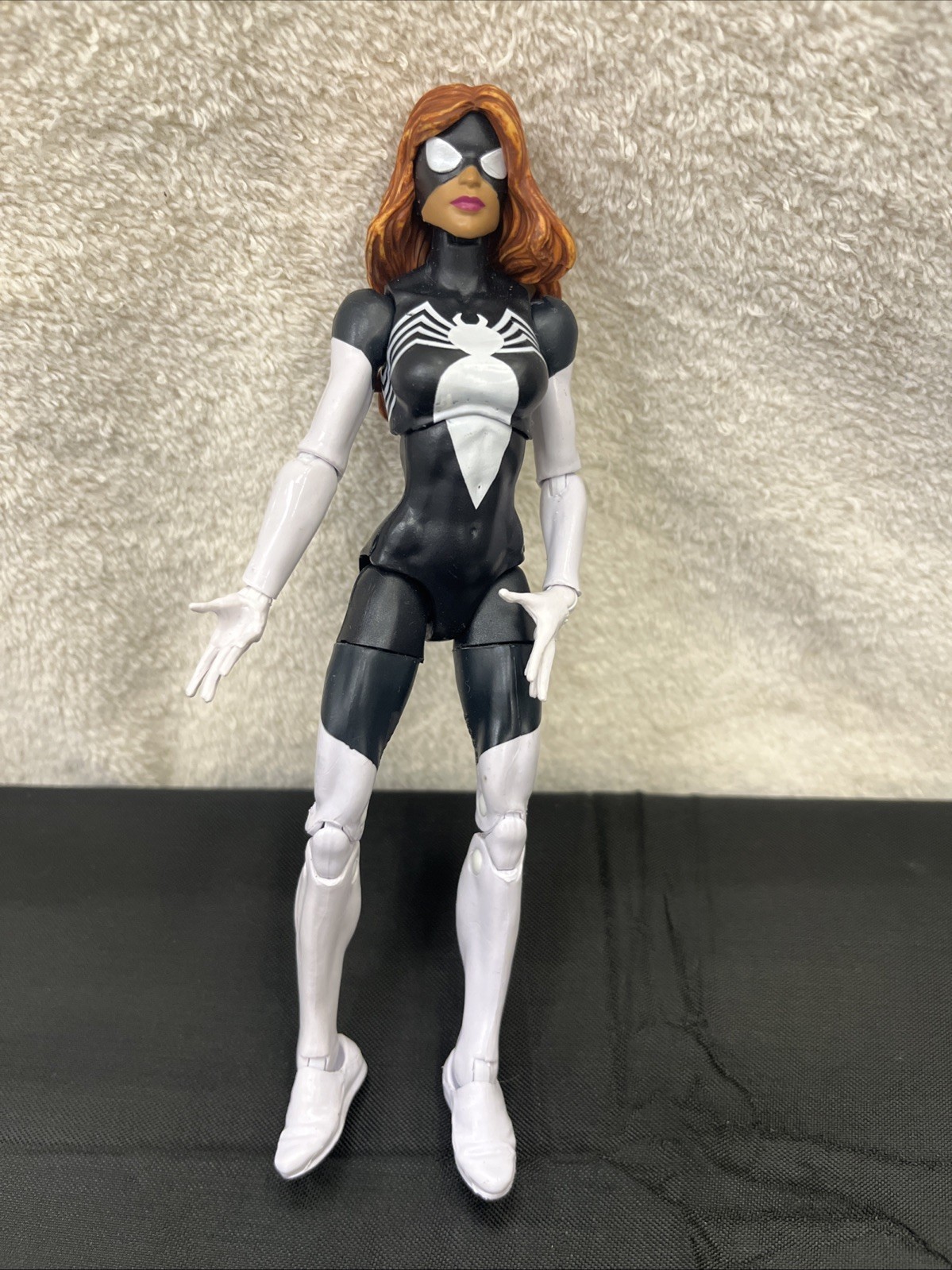 Marvel Legends Hasbro Spider-Woman 6″ Figure – LOOSE