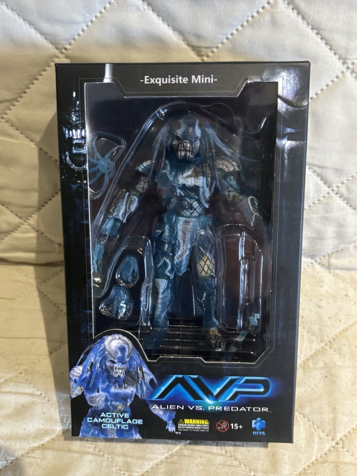 Hiya Toys ACTIVE CAMOUFLAGE CELTIC AVP Exquisite Mini Predator Action Figure NEW