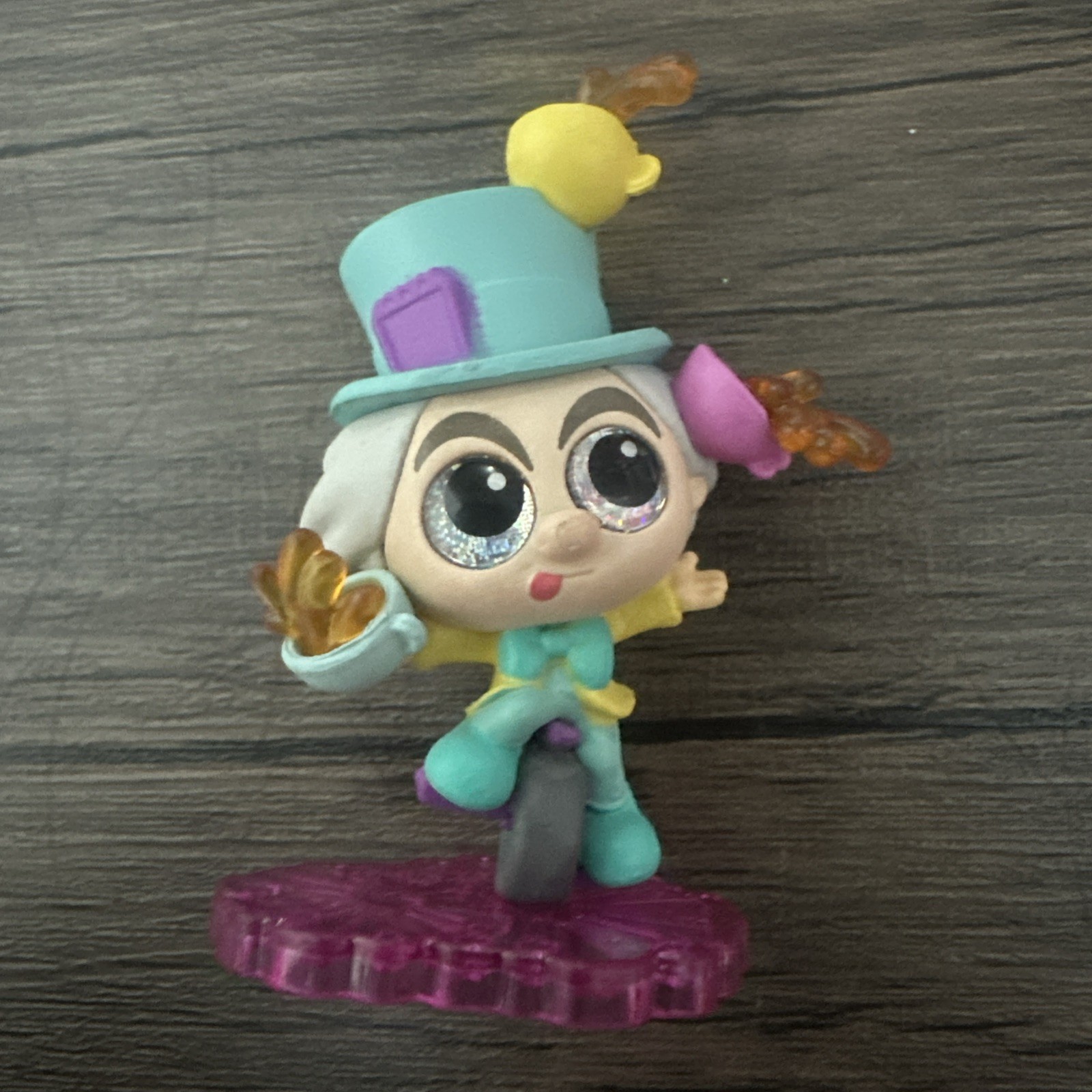 New Ticket to Fun Ultra Rare Mad Hatter Disney Doorable Alice And Wonderland