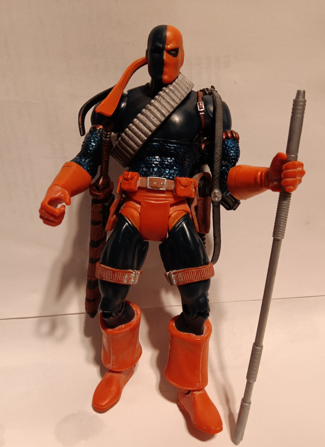 Mattel DC Classics figure Deathstroke masked Wave 3 complete