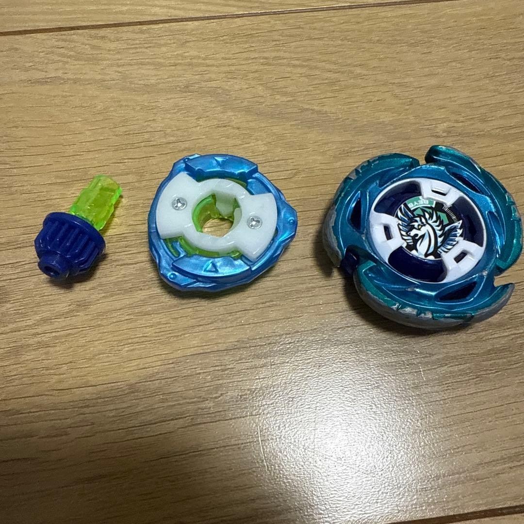 Beyblade X UX-00 Aero Pegasus 3-70A Double Metal Coat TakaraTomy Blue Green Used