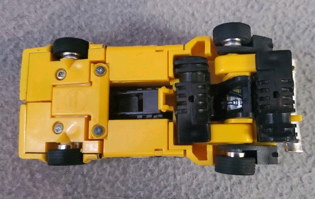 Vintage Transformers G1 Sunstreaker Lot 1984 Yellow Lamborghini Countach LP500S