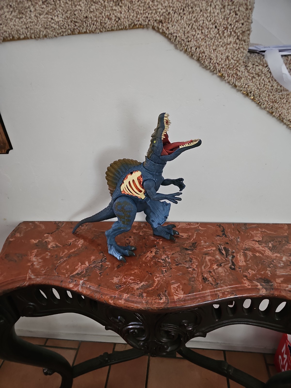 Jurassic World Battle Damage Blue Spinosaurus 2019 Dinosaur Walmart Exclusive