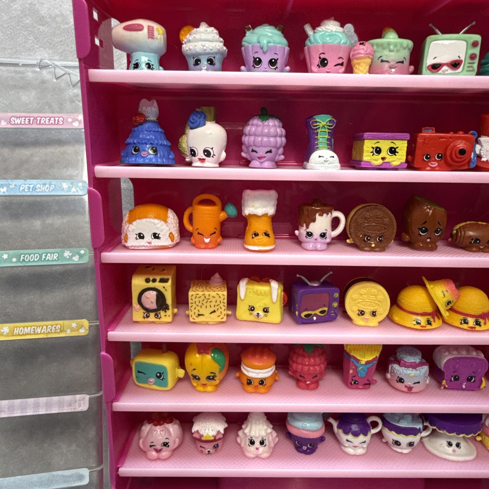 Shopkins Lot Of 50 w Pink Carry Case Display Seasons & Rarity’s Vary