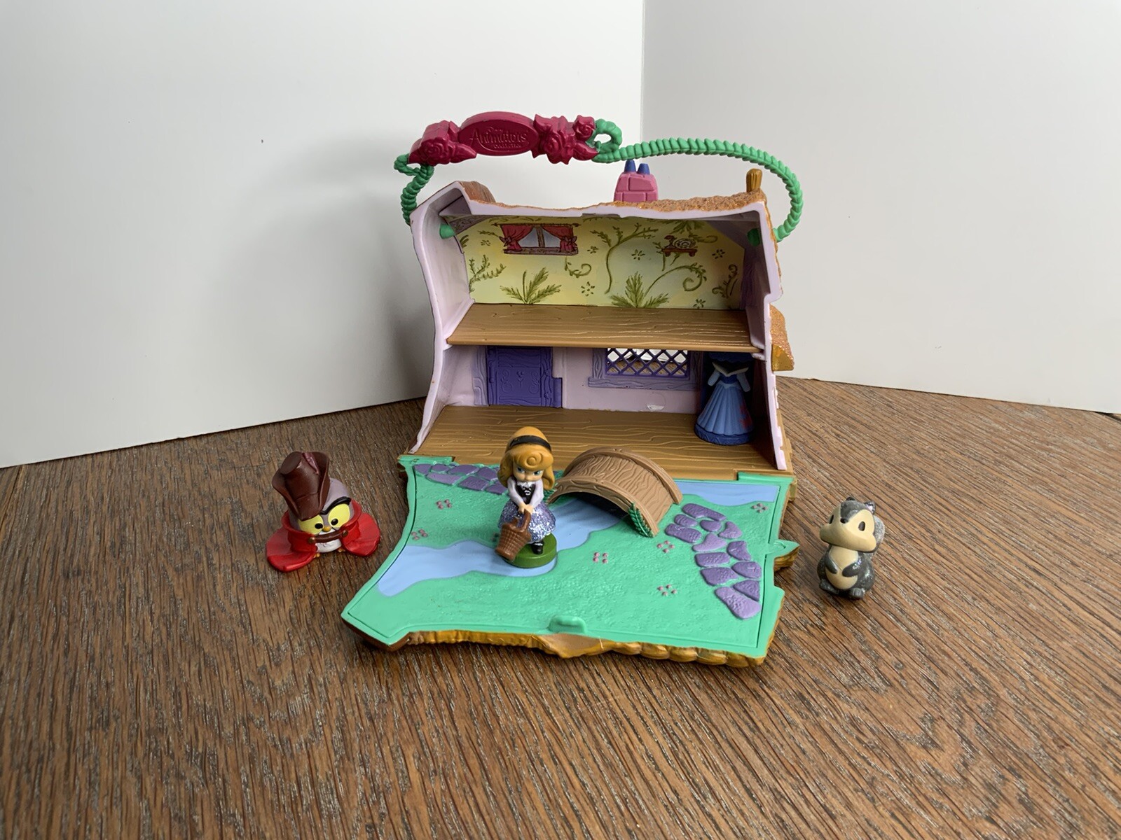 Disney Animators’ Collection Littles Sleeping Beauty Aurora Cottage Playset Set