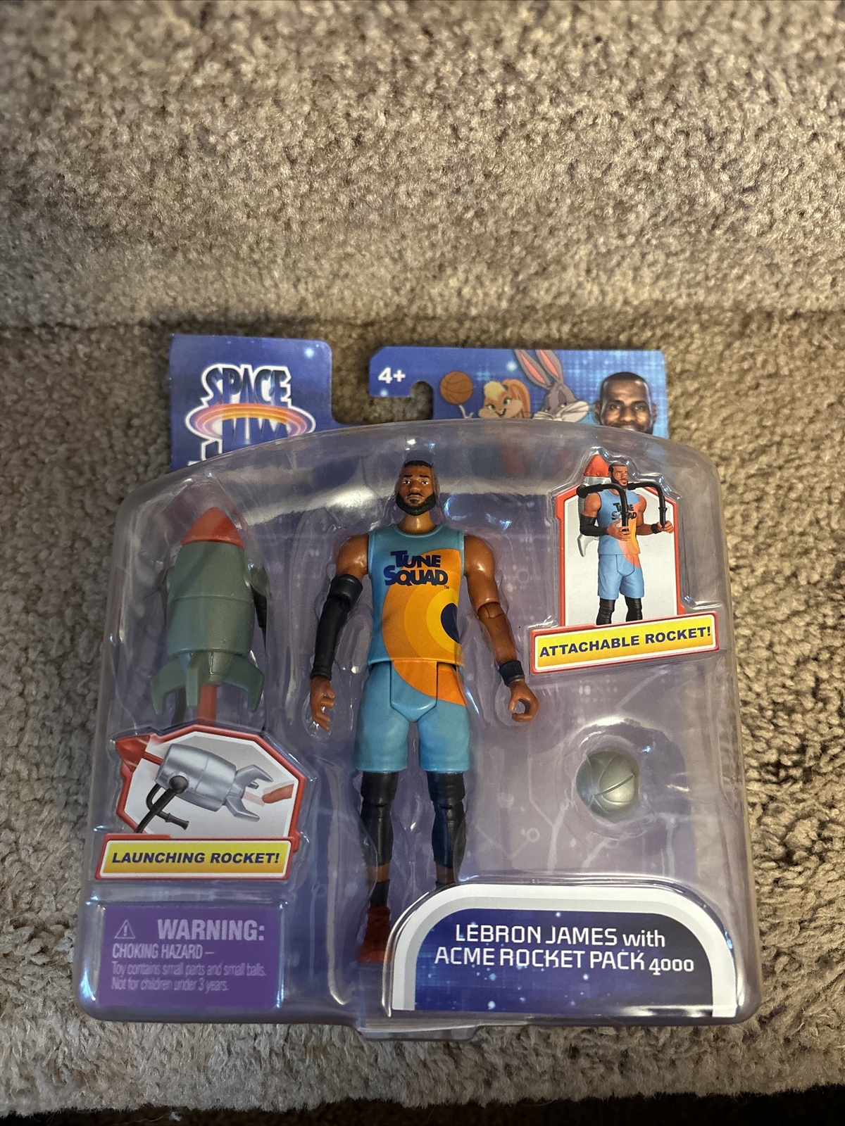 Space Jam Lebron James with Acme Rocket Pack (Brand New) Action Figures